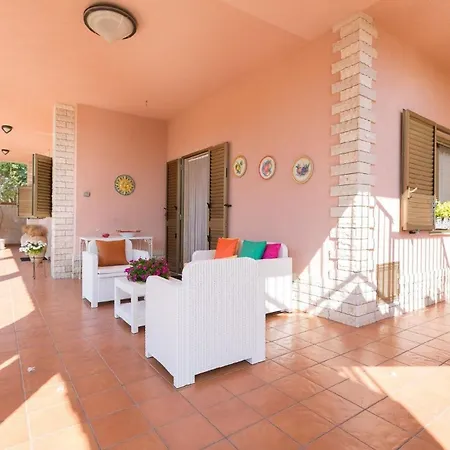 Timparosa, Geraeumige Mit Privatem Pool Und Grossem Garten, 2 Km Vom Entfernt פונטה סקה